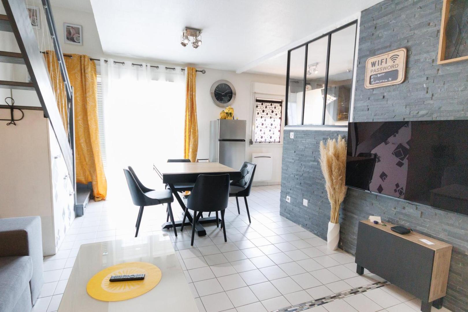 Le Duplex Preize Chez Stephane Et Sabrina Troyes Exterior photo
